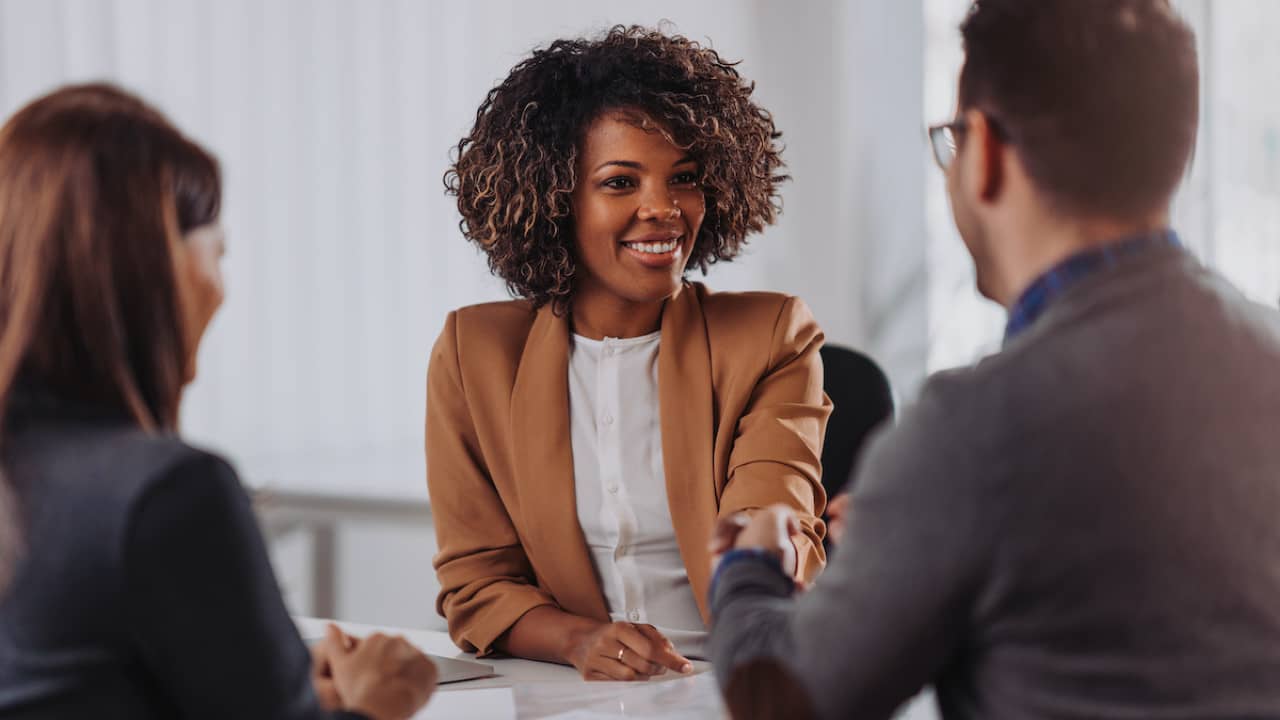 Pourquoi les recruteurs demandent-ils aux candidats s’ils sont célibataires ?