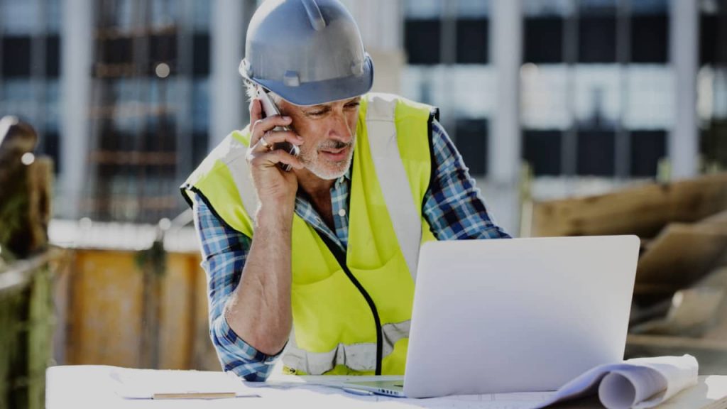 souscrire à une assurance décennale constructeur