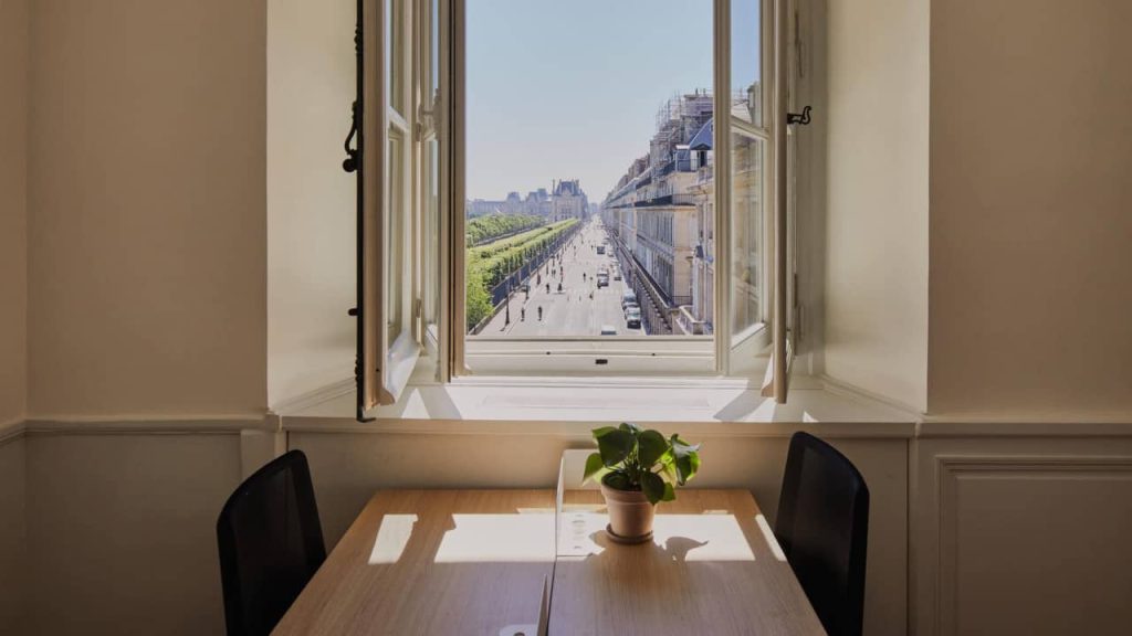 bureau d'entreprise à Paris