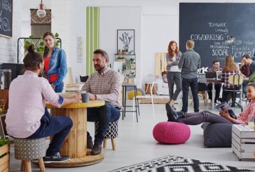 Salle de pause au travail : 20 conseils et idées pour aménager un espace détente