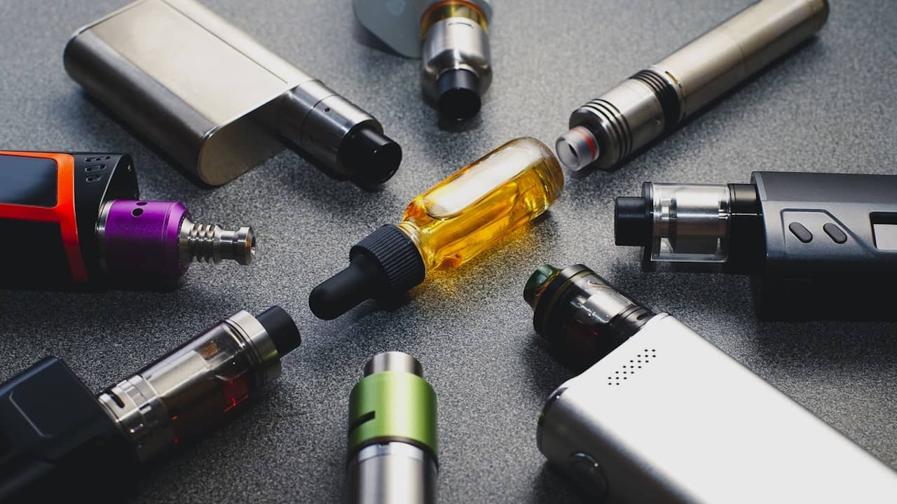Accu vs batterie intégrée : quel type de batterie choisir pour sa e-cigarette ?