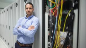Administrateur de base de données : métier, formation, salaire, carrière   