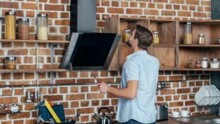 Hotte de cuisine : définition, fonctionnement, utilité et comment choisir