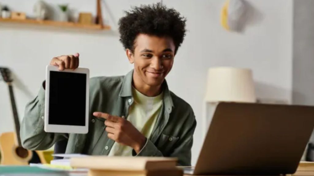 Comment bien choisir une tablette tactile ? Top 6 des critères à considérer