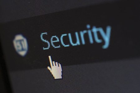 Les 4 failles de l’IA que les cybercriminels exploitent actuellement Les failles dans l'IA