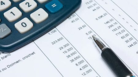 Devis et facture : différences et règles légales à respecter pour ces documents Devis et facture : différences et règles légales à respecter pour ces documents