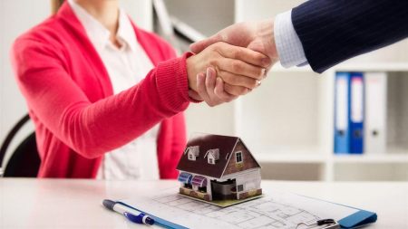 Vendre un bien immobilier : top 10 des choses à ne pas dire aux acheteurs Vendre un bien immobilier : top 10 des choses à ne pas dire aux acheteurs