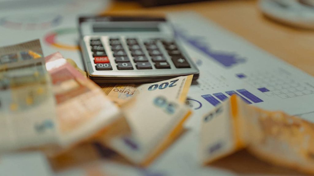 Argent pour le financement à court terme du développement d'une entreprise
